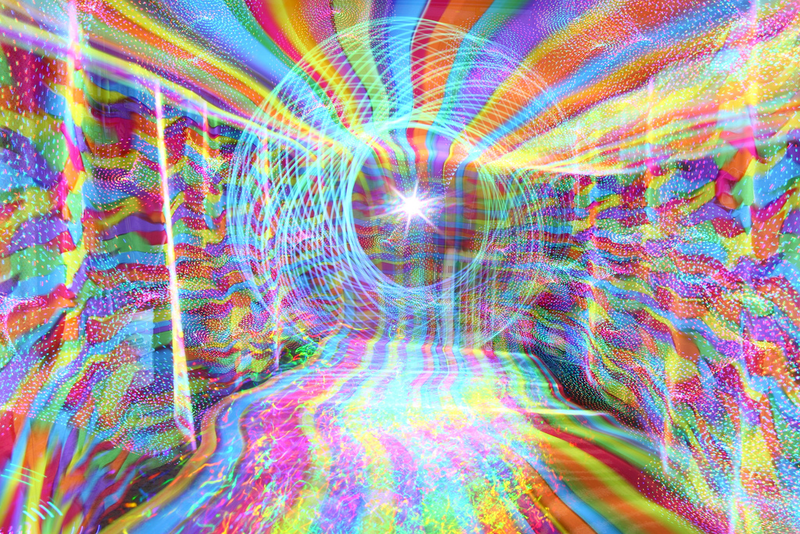 Illustration for article titled These awesome images from another dimension have not been photoshopped